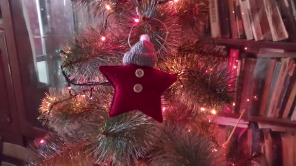 Flashing Garland New Year Christmas Tree — Stock video