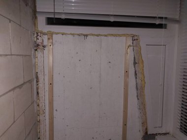 Bir apartman dairesinde balkon döşemeleri ile ısınma ve kaplama