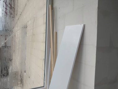 Bir apartman dairesinde balkon döşemeleri ile ısınma ve kaplama