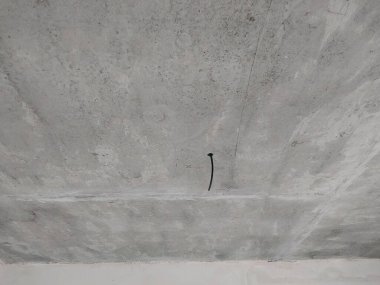 Yeni binadaki bir dairenin yenilenmesi