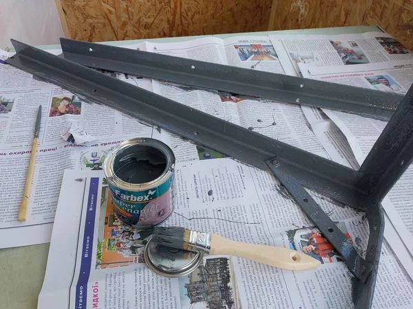Kyiv Ukraine March 2023 Gray Enamel Painting Metal Brackets — 스톡 사진