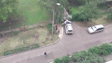 KYIV, UKRAINE - 14 Temmuz 2023: Polis bir adamı gözaltına aldı