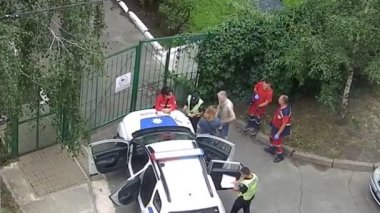 KYIV, UKRAINE - 14 Temmuz 2023: Polis bir adamı gözaltına aldı
