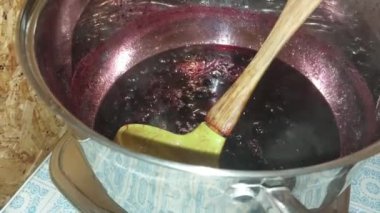 Frenk üzümlü reçel