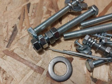 Metal bağlantıları için vida somunları