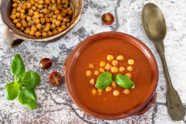 Vegan tomato soup with chickpeas