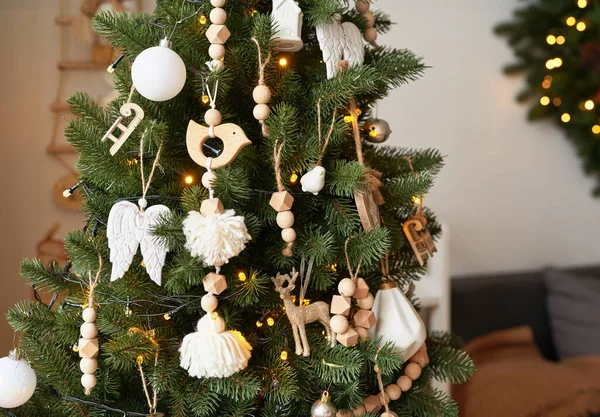 Vánoce Nový Rok Dekorace Pozadí Vánoční Stromek Hračky Santovo Sídlo — Stock fotografie