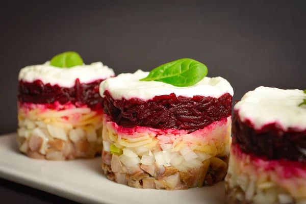 Side View Layered Fish Salad Herring Fur Coat Served Culinary — Stockfoto