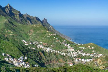 İspanya 'nın Tenerife kentindeki Tangana yakınlarındaki güzel Anaga Dağları