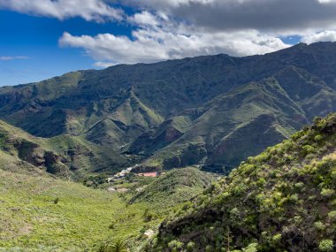 İspanya 'nın yeşil adası La Gomera' nın güzel arazisi