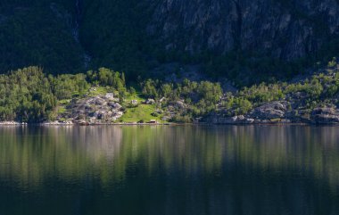 Norveç 'teki fiyortların güzel manzarası