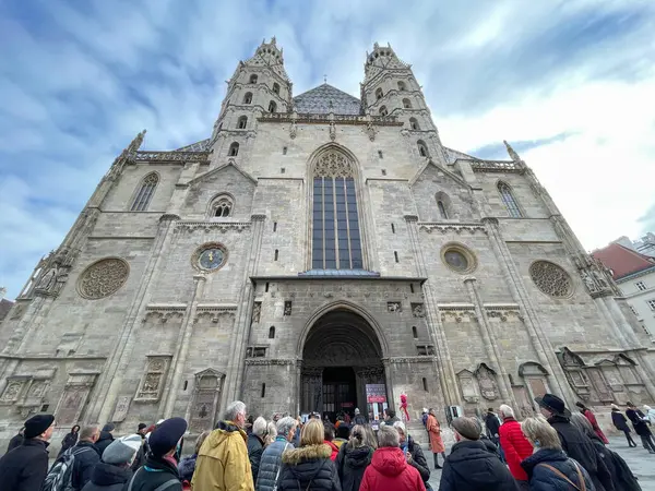 Знаменитый Собор Святого Стефана Многочисленными Туристами Вене Австрия Декабря 2022 Стоковое Фото