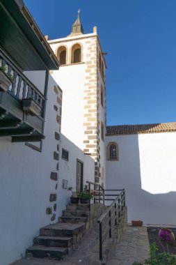 İspanya, Fuerteventura 'daki güzel Betancuria kasabasının taklitleri.