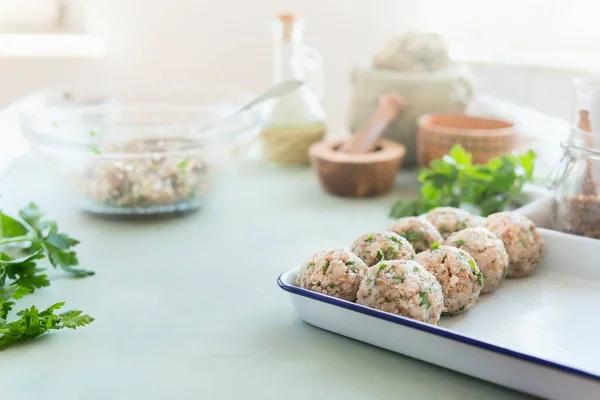 Lekkere Veganistische Boekweitballen Keukentafel Met Ingrediënten Gezond Thuis Koken Eten — Stockfoto