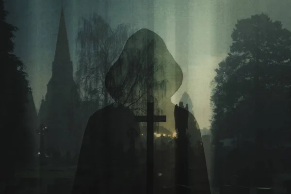 Spooky Double Exposure Mysterious Silhouette Hooded Figure Scary Graveyard Church — Zdjęcie stockowe