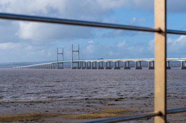 Severn Estuary 'den geçen bir otoyol köprüsü, Prince of Wales Köprüsü, İngiltere