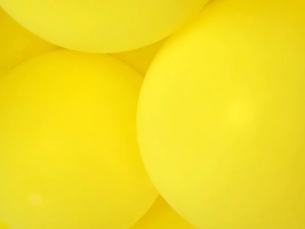 노란색 노란색 풍선의 배경입니다 크리에이티브 — 스톡 사진