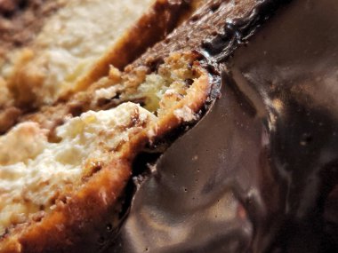 Çikolatalı pasta. Çikolata kremalı kek. Çikolata pişirme.