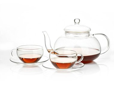 Çay takımı. Çay demlenmiş cam çaydanlık.