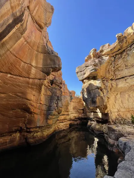 Güney Afrika 'nın Cederberg dağlarındaki doğal kanyon.