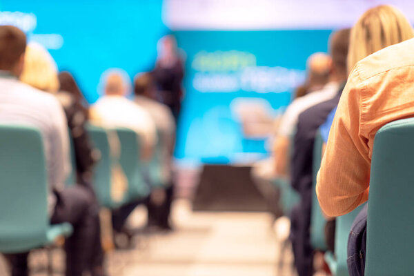 Бизнес-конференция и презентация или корпоративное мероприятие