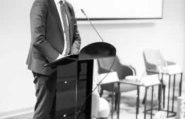 İş konferansı ve sunumu, mesleki eğitim veya atölye