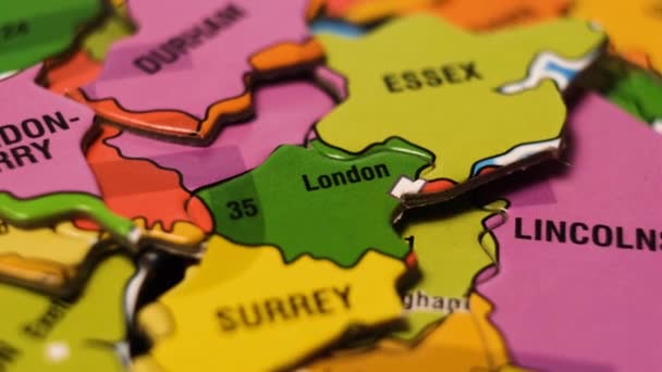 Ηνωμένο Βασίλειο Χάρτης Παζλ Μπλοκ Αγγλικά Πόλεις Λονδίνο Οξφόρδη Μπόρνμουθ — Αρχείο Βίντεο