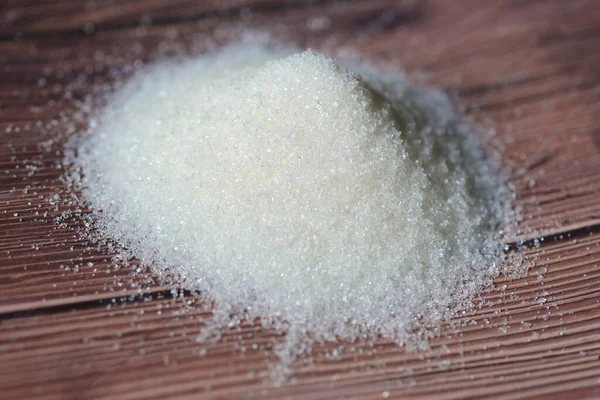 Tahta Zemin Üzerinde Şeker Yığını Yiyecek Için Beyaz Şeker Tatlı — Stok fotoğraf