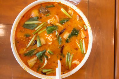 Deniz ürünleri Tom Yum Tayland 'da ünlü bir yemektir.
