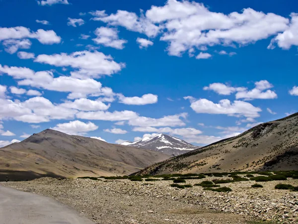 Abenteuerliche Straße Durch Berge Mit Klarem Blauem Himmel Auf Manali — Stockfoto