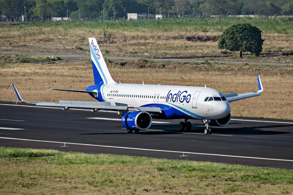Nagpur Maharashtra India June 12Th 2023 Indigo Flight Touches Runway — Stock Photo, Image