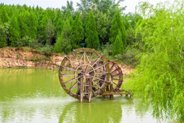 Eski Çin 'de su çarkı