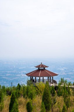 Fuxi Dağı manzaralı bir yer, Henan Eyaleti, Çin