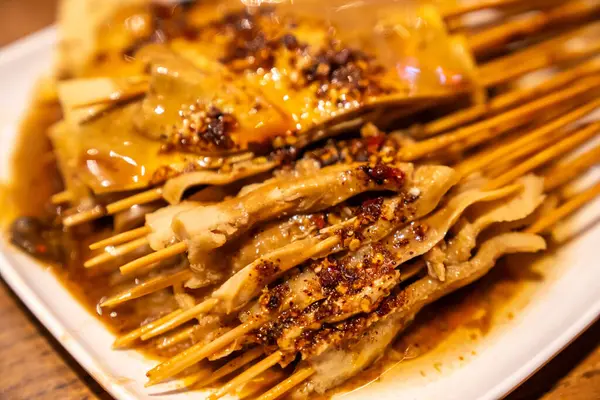 İşkembe şiş, geleneksel Çin atıştırmalığı.