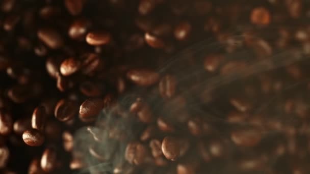 Super Slow Motion Shot Coffee Beans Точит Камеру Скоростью 1000 — стоковое видео