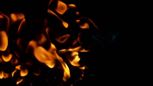 Super Slow Motion Detail Shot Der Strukturierten Feuerflamme Bei 1000Fps — Stockvideo