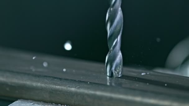 Super Slow Motion Detail Shot Drilling Steel Bij 1000 Fps — Stockvideo
