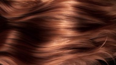 Süper Yavaş Hareketli Dalgalı Kahverengi Saçlı 1.000 fp. 4K 'da Yüksek Hız Sinema Kamerası ile çekildi..