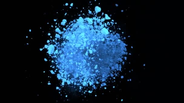 Super Slow Motion Shot Rotating Blue Powder Expolosion Izolováno Černém — Stock video