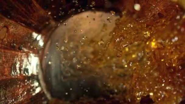 Super Slow Motion Shot Splashing Whiskey Old Oak Barrel Prędkością — Wideo stockowe
