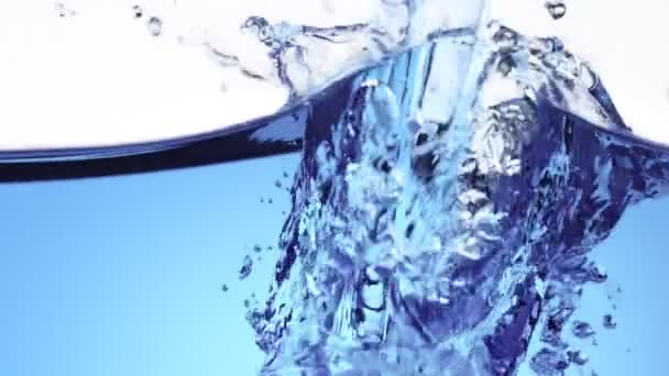 Super Slow Motion Shot Verter Salpicar Agua 1000 Fps Filmado — Vídeo de stock