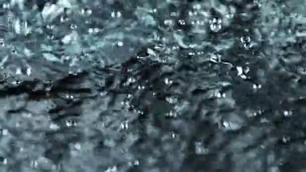 Супер Медленное Движение Большого Количества Воды Падающей Вращающейся Поверхности Скоростью — стоковое видео