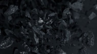 Süper Yavaş Hareketli Kömür Patlaması Çekimi 1000 fps hızla kameraya doğru. 4K Çözünürlükte Yüksek Hız Sinema Kamerası ile Çekim.