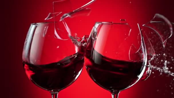 Super Slow Motion Shot Clinking Breaking Two Glasses Red Wine — Stockvideo