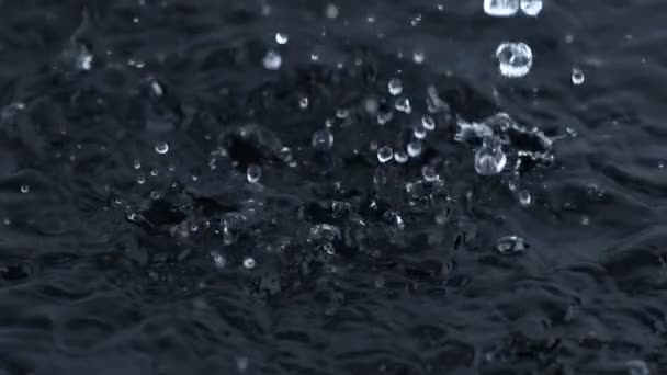 Super Slow Motion Shot Water Drops Falling Splashing Water Black — Vídeos de Stock