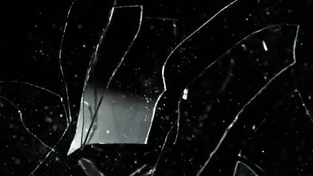 Super Slow Motion Shot Real Glass Break 1000 Fps Isolated — Stockvideo