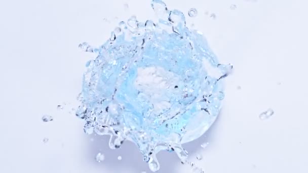 Super Slow Motion Shot Water Vortex Splash Isolé Sur Fond — Video