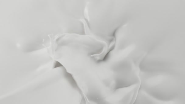 Super Slow Motion Shot Pouring Splashing Świeże Mleko Przy 1000Fps — Wideo stockowe