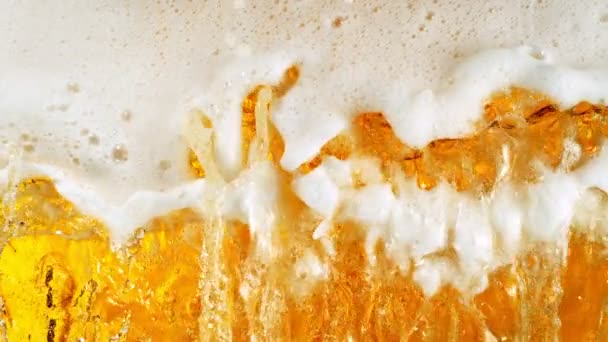 Super Slow Motion Shot Splashing Beer Wave Achtergrond 1000Fps Gefilmd — Stockvideo