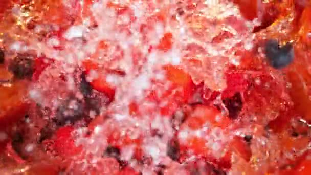 Super Slow Motion Shot Fresh Berries 1000 Fps Sebességgel Esik — Stock videók